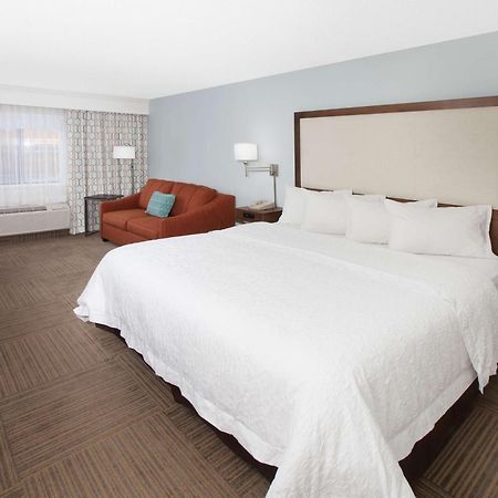 Hampton Inn Birch Run Exteriör bild