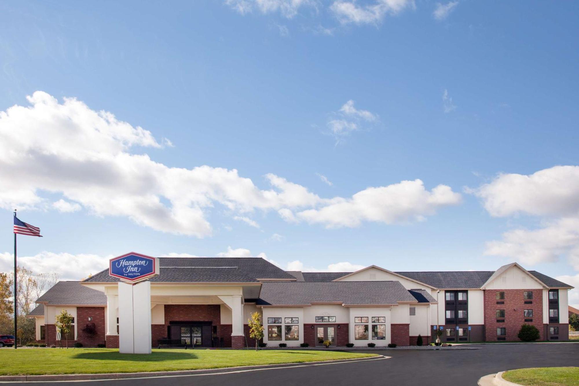 Hampton Inn Birch Run Exteriör bild