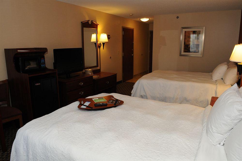 Hampton Inn Birch Run Exteriör bild